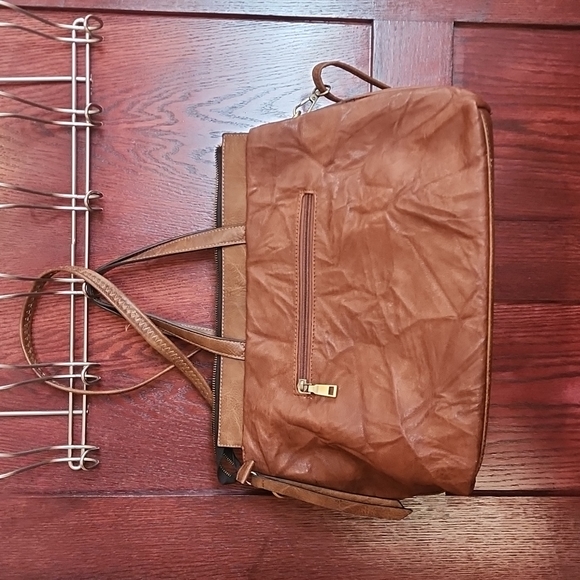 Purse - Picture 2 of 3